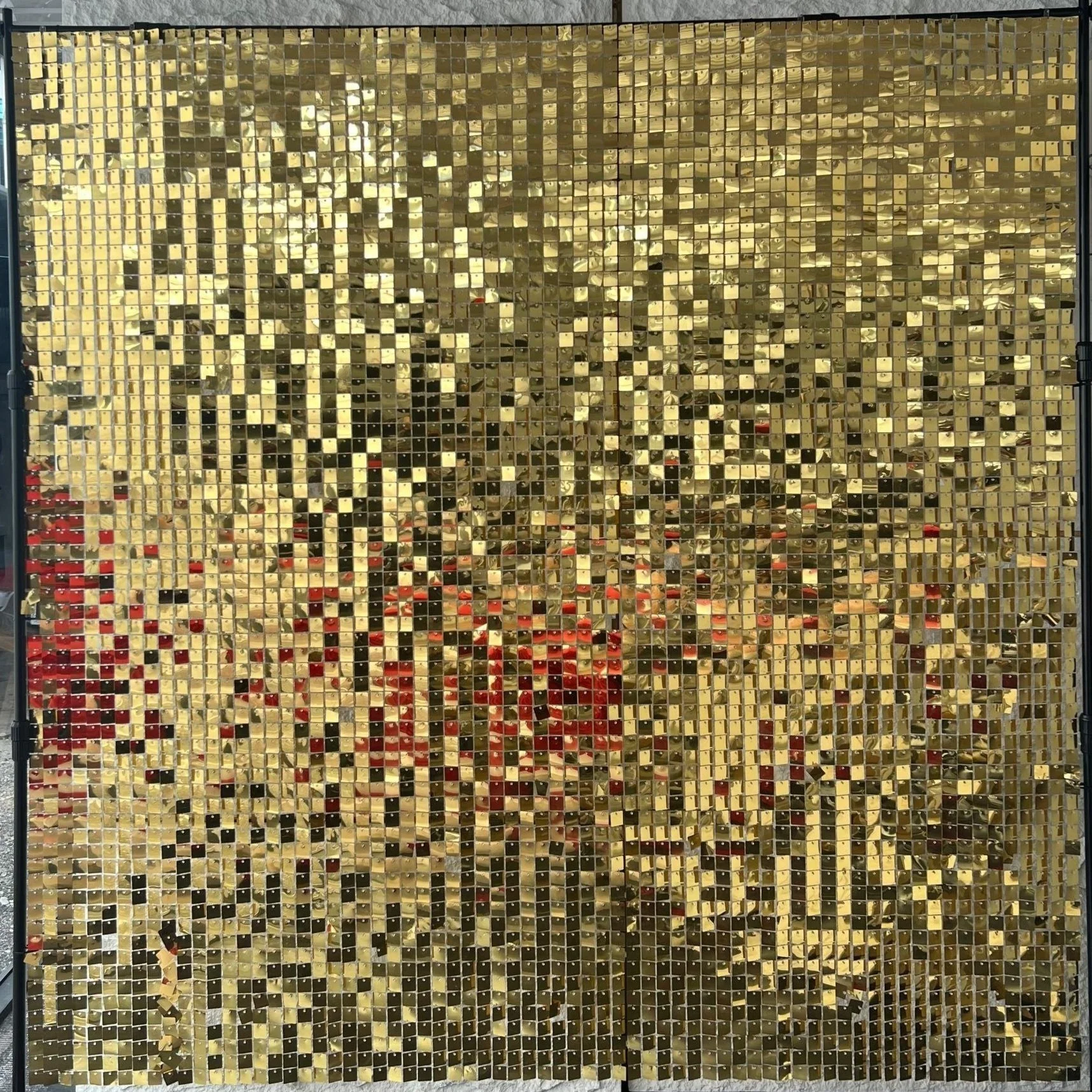 Shimmer Sequin Wall in Gold