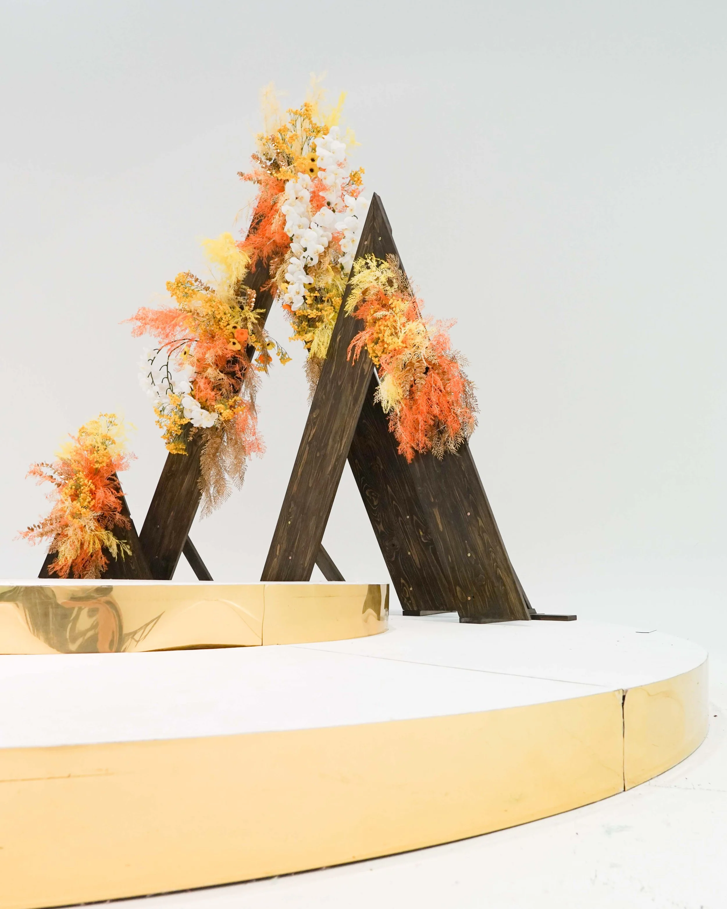Ceremony Trio Triangle Arches Set