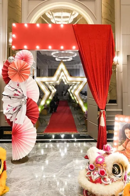 Oriental Marquee Arch