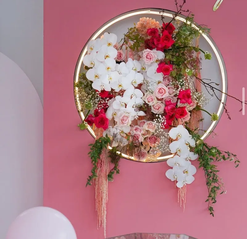 Illuminated Recessed Ring Backdrop