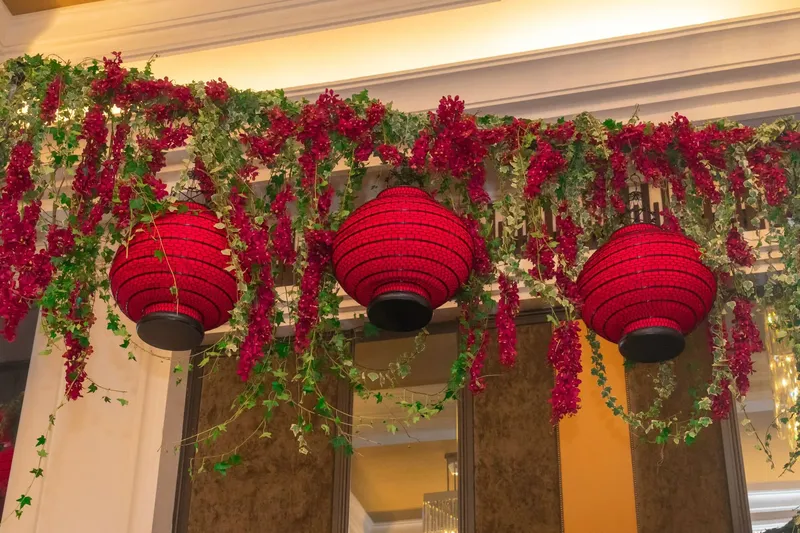 Large Round Wired Lantern