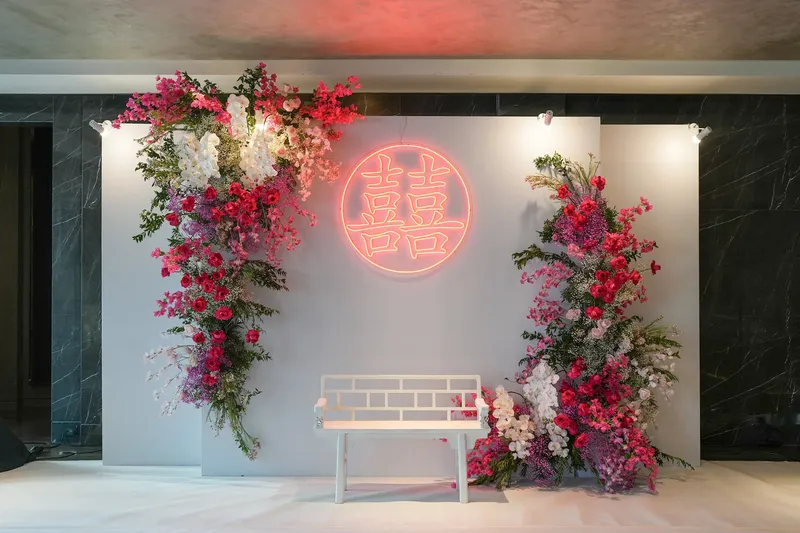 Oriental White Bench for 2