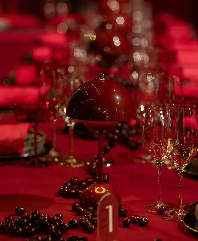 Retro Table Ligh in Red