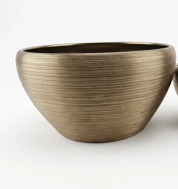 H21cm (height) x D33cm (diameter)